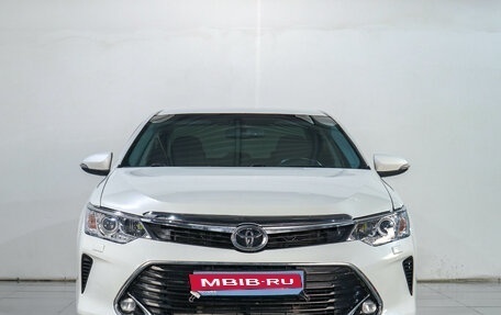 Toyota Camry, 2017 год, 2 069 000 рублей, 3 фотография