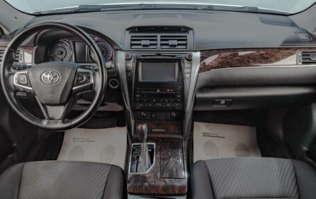 Toyota Camry, 2017 год, 2 069 000 рублей, 19 фотография