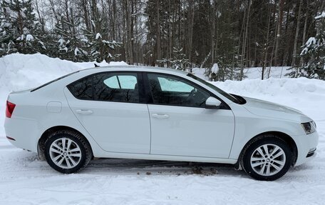 Skoda Octavia, 2020 год, 1 850 000 рублей, 5 фотография