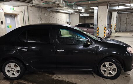 Renault Logan II, 2017 год, 930 000 рублей, 3 фотография