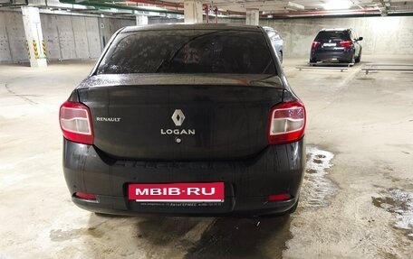 Renault Logan II, 2017 год, 930 000 рублей, 5 фотография