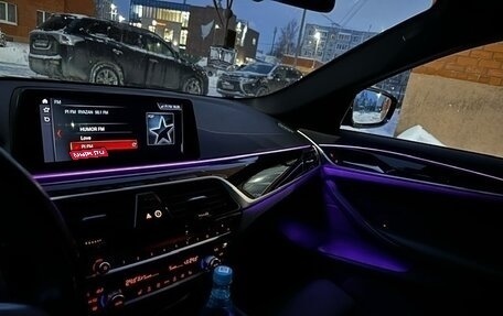 BMW 5 серия, 2019 год, 3 000 000 рублей, 2 фотография