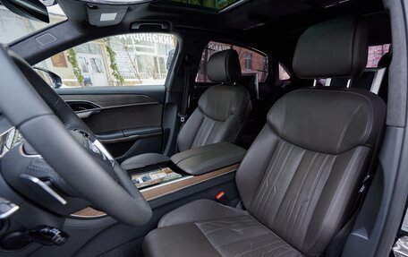 Audi A8, 2018 год, 4 900 000 рублей, 5 фотография