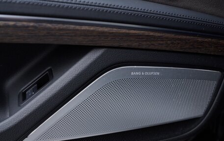 Audi A8, 2018 год, 4 900 000 рублей, 28 фотография