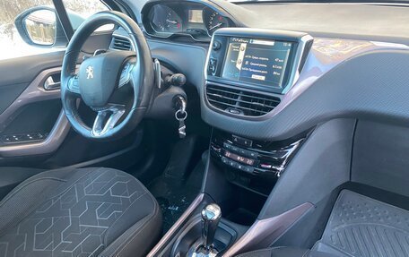 Peugeot 2008 II, 2014 год, 575 000 рублей, 9 фотография