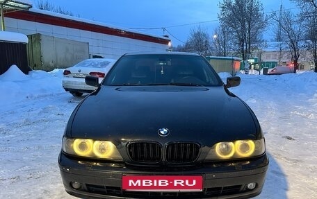 BMW 5 серия, 2001 год, 750 000 рублей, 3 фотография
