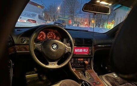 BMW 5 серия, 2001 год, 750 000 рублей, 24 фотография