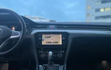 Volkswagen Passat B8 рестайлинг, 2020 год, 3 550 000 рублей, 7 фотография