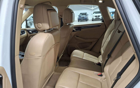 Porsche Macan I рестайлинг, 2015 год, 3 960 000 рублей, 15 фотография