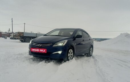 Hyundai Solaris II рестайлинг, 2015 год, 850 000 рублей, 6 фотография