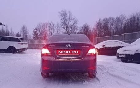 Hyundai Solaris II рестайлинг, 2015 год, 850 000 рублей, 2 фотография