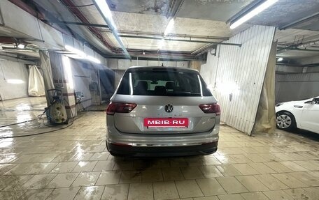 Volkswagen Tiguan II, 2020 год, 2 899 999 рублей, 3 фотография