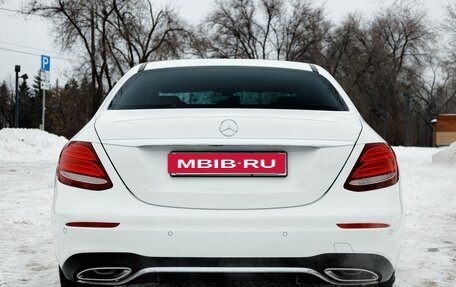 Mercedes-Benz E-Класс, 2018 год, 3 499 999 рублей, 5 фотография