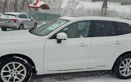 Volvo XC60 II, 2019 год, 3 600 000 рублей, 2 фотография