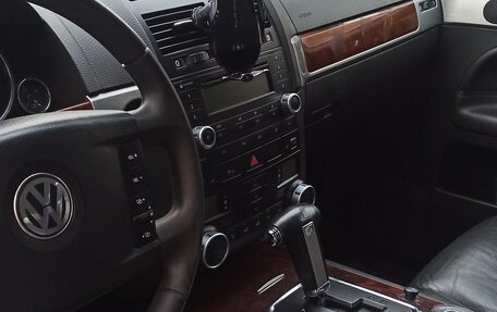 Volkswagen Touareg III, 2008 год, 800 000 рублей, 6 фотография