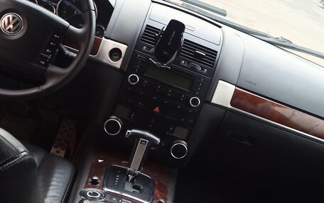 Volkswagen Touareg III, 2008 год, 800 000 рублей, 7 фотография