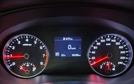 KIA Sportage IV рестайлинг, 2018 год, 2 299 000 рублей, 10 фотография