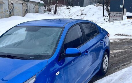 KIA Rio IV, 2017 год, 1 050 000 рублей, 4 фотография