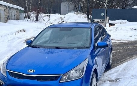 KIA Rio IV, 2017 год, 1 050 000 рублей, 3 фотография