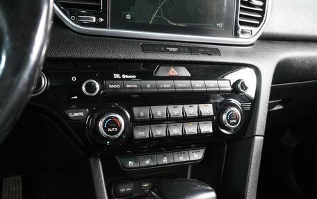 KIA Sportage IV рестайлинг, 2018 год, 2 299 000 рублей, 13 фотография