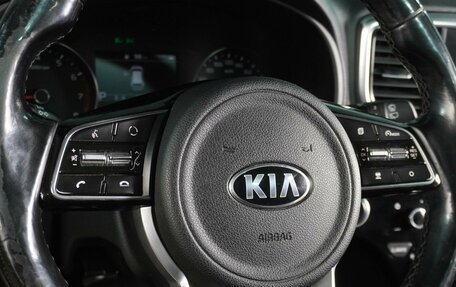KIA Sportage IV рестайлинг, 2018 год, 2 299 000 рублей, 18 фотография