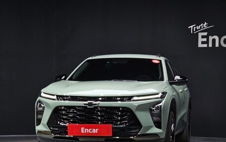 Chevrolet Trax, 2023 год, 1 620 000 рублей, 2 фотография