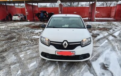 Renault Logan II, 2018 год, 700 000 рублей, 1 фотография