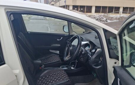 Honda Fit III, 2011 год, 760 000 рублей, 5 фотография