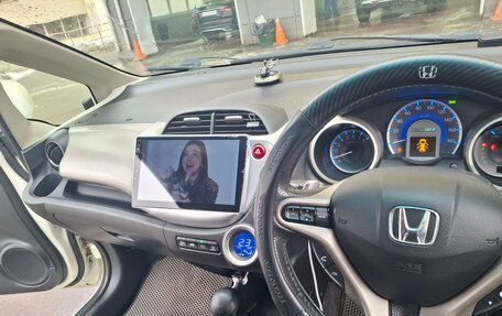 Honda Fit III, 2011 год, 760 000 рублей, 11 фотография