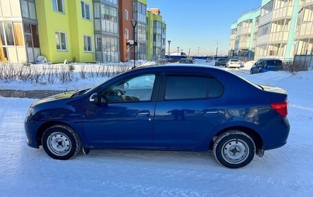 Renault Logan II, 2015 год, 680 000 рублей, 2 фотография
