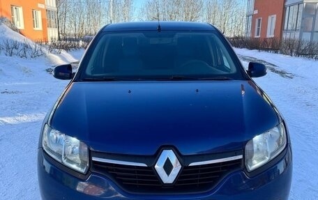 Renault Logan II, 2015 год, 680 000 рублей, 3 фотография