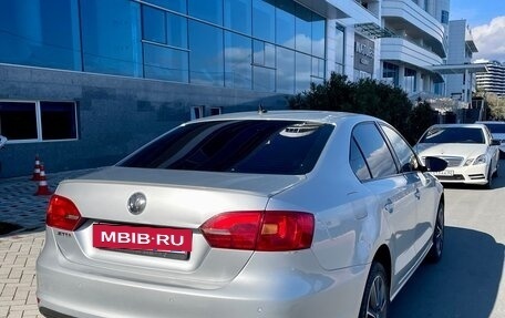 Volkswagen Jetta VI, 2011 год, 1 100 000 рублей, 5 фотография