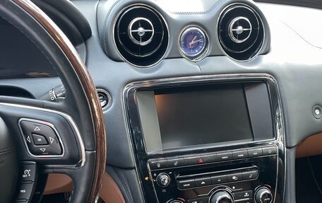 Jaguar XJ IV (X351), 2012 год, 3 300 000 рублей, 7 фотография