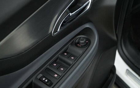 Opel Mokka I, 2013 год, 1 098 055 рублей, 16 фотография