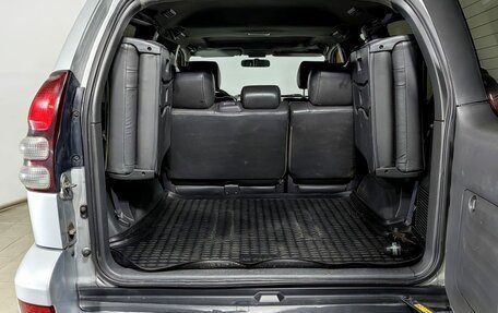 Toyota Land Cruiser Prado 120 рестайлинг, 2003 год, 1 299 000 рублей, 6 фотография