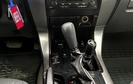 Toyota Land Cruiser Prado 120 рестайлинг, 2003 год, 1 299 000 рублей, 9 фотография