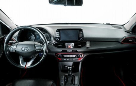 Hyundai i30 III, 2018 год, 1 650 000 рублей, 7 фотография