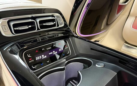 Mercedes-Benz Maybach S-Класс, 2023 год, 28 000 000 рублей, 18 фотография