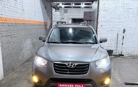 Hyundai Santa Fe III рестайлинг, 2012 год, 1 400 000 рублей, 1 фотография