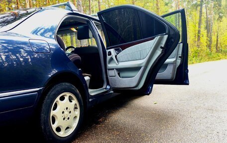 Mercedes-Benz E-Класс, 1999 год, 950 000 рублей, 6 фотография