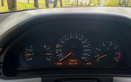 Mercedes-Benz E-Класс, 1999 год, 950 000 рублей, 15 фотография