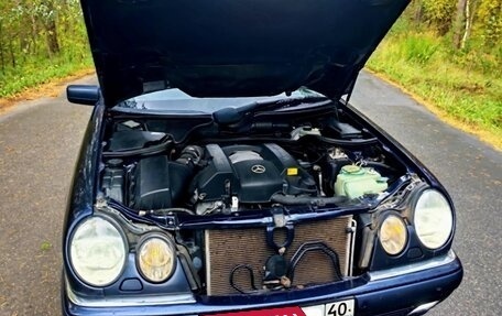 Mercedes-Benz E-Класс, 1999 год, 950 000 рублей, 5 фотография