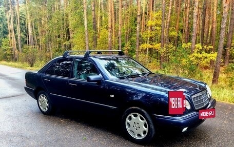 Mercedes-Benz E-Класс, 1999 год, 950 000 рублей, 2 фотография