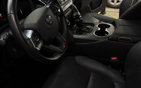 Toyota Land Cruiser, 2022 год, 8 900 000 рублей, 7 фотография