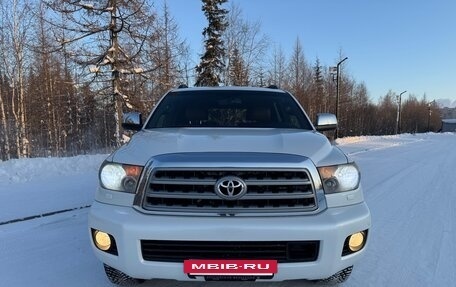 Toyota Sequoia II рестайлинг, 2011 год, 4 350 000 рублей, 3 фотография