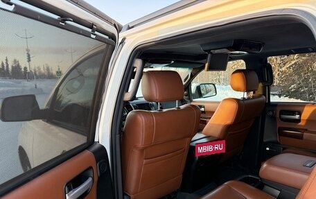 Toyota Sequoia II рестайлинг, 2011 год, 4 350 000 рублей, 17 фотография