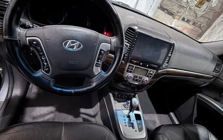 Hyundai Santa Fe III рестайлинг, 2012 год, 1 400 000 рублей, 13 фотография