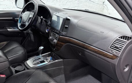 Hyundai Santa Fe III рестайлинг, 2012 год, 1 400 000 рублей, 29 фотография