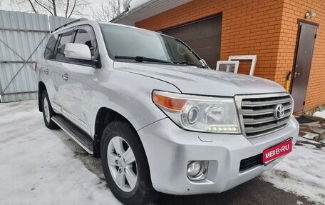Toyota Land Cruiser 200, 2012 год, 2 698 000 рублей, 1 фотография