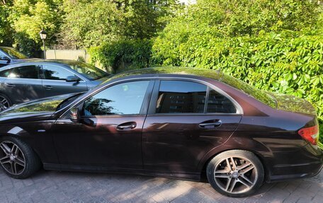 Mercedes-Benz C-Класс, 2012 год, 1 500 000 рублей, 4 фотография